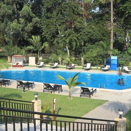 Best Western Premier Garden Hotel Ентеббе Екстер'єр фото