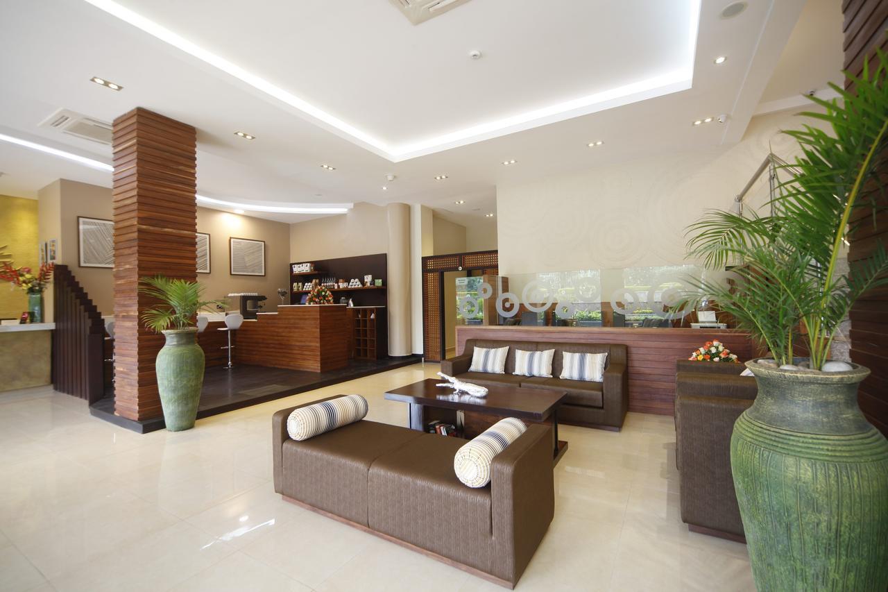 Best Western Premier Garden Hotel Ентеббе Екстер'єр фото