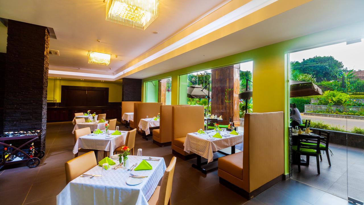 Best Western Premier Garden Hotel Ентеббе Екстер'єр фото